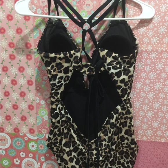 One piece leopard swimsuit - Picture 2 of 3